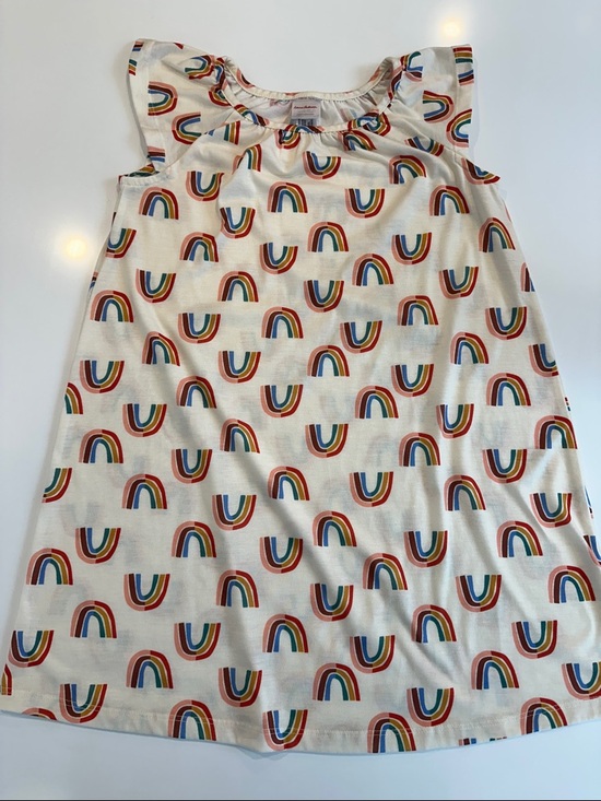 Hanna Andersson Other - Hanna Andersson Rainbow Print Flutter Sleeve Nightgown